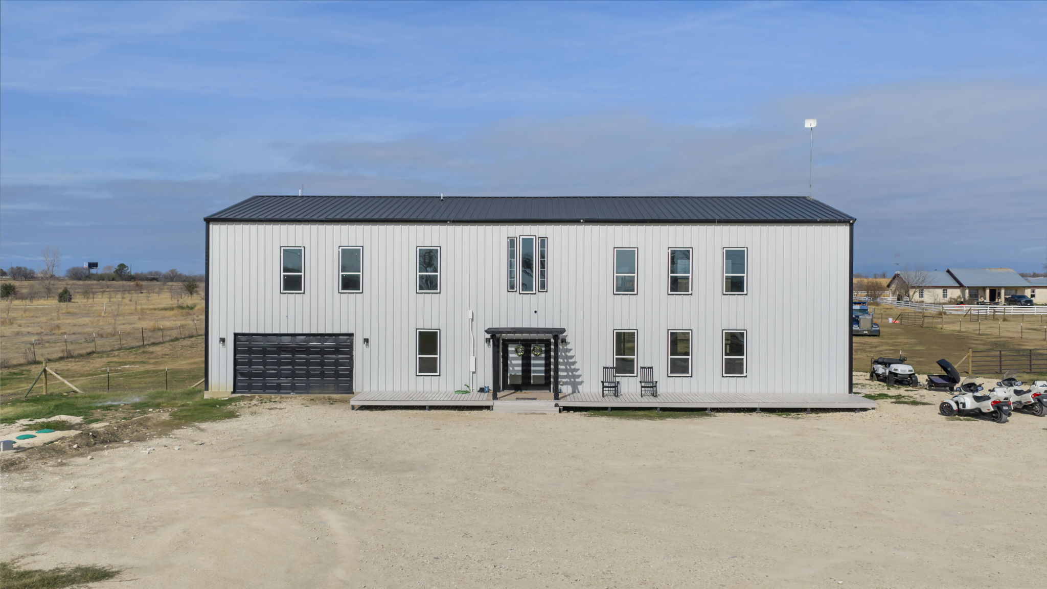 735 County Road 304 East Jarrell, TX 76537 - Photo 31 of 40