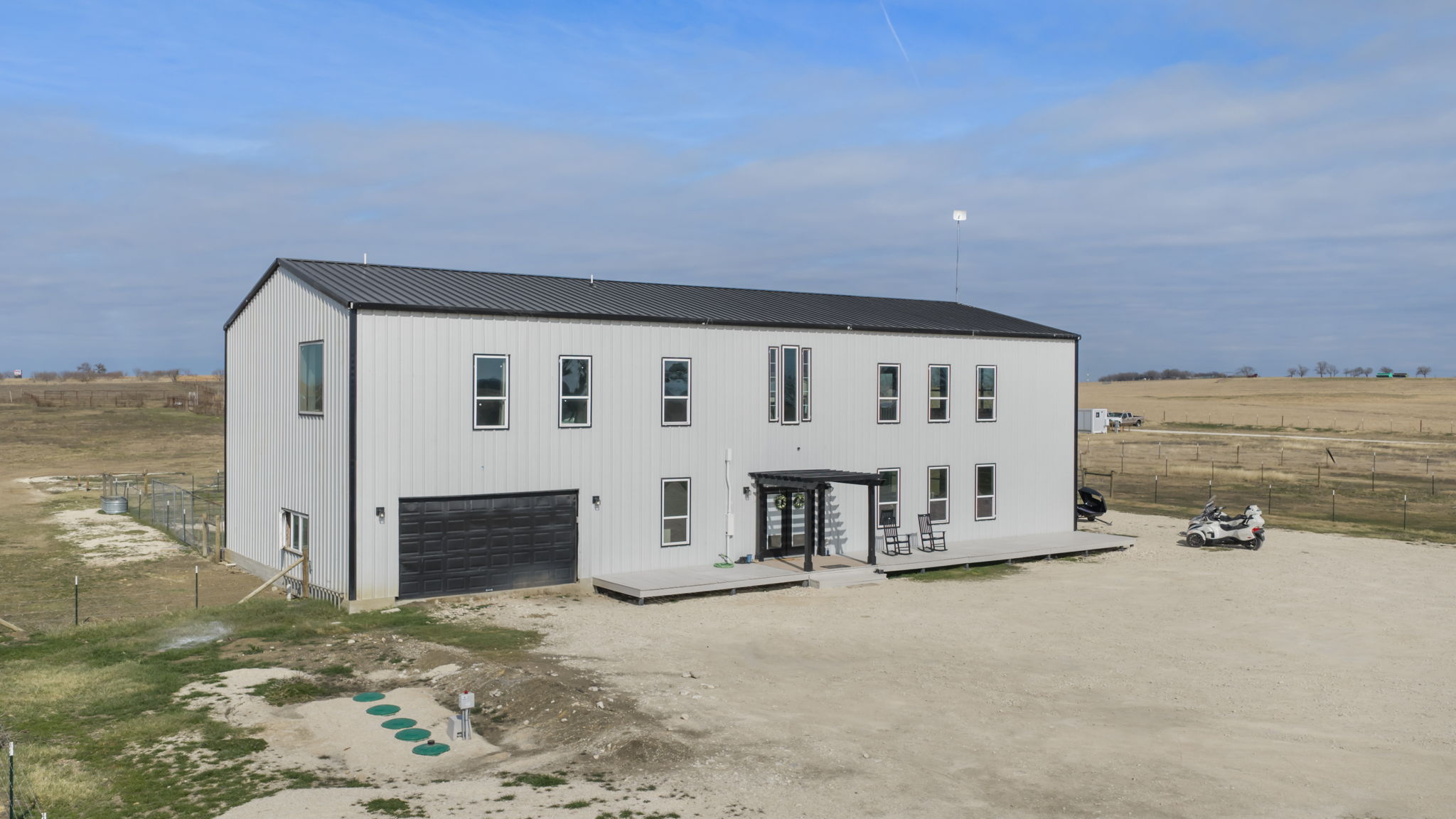 735 County Road 304 East Jarrell, TX 76537 - Photo 32 of 40