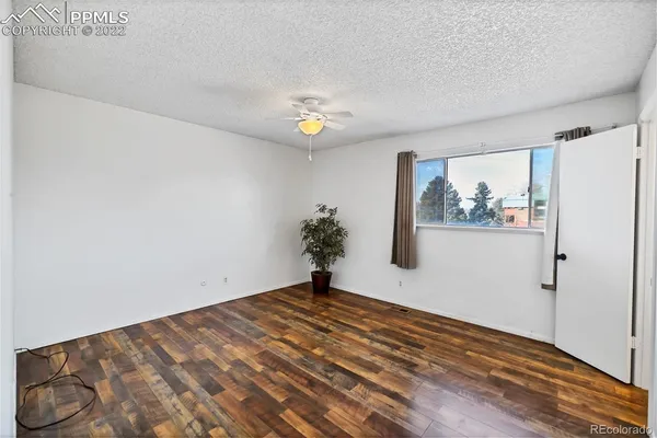 $1,550 | 49 Douglas Lane, Unit 49, Pueblo, CO 81001