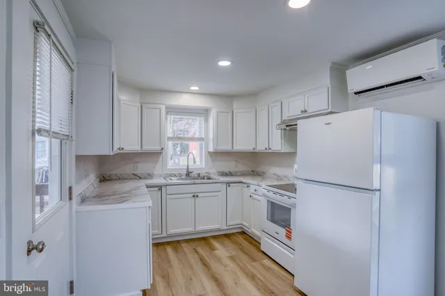 $2,700 | 35617 Airport Road, Rehoboth Beach, DE 19971