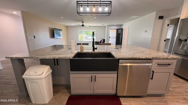 $4,999 | 4422 West Greenway Road, Glendale, AZ 85306