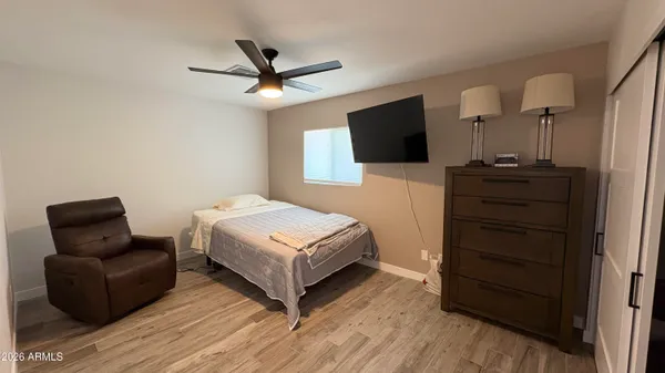 $4,999 | 4422 West Greenway Road, Glendale, AZ 85306