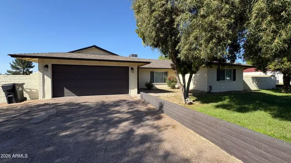 $4,999 | 4422 West Greenway Road, Glendale, AZ 85306