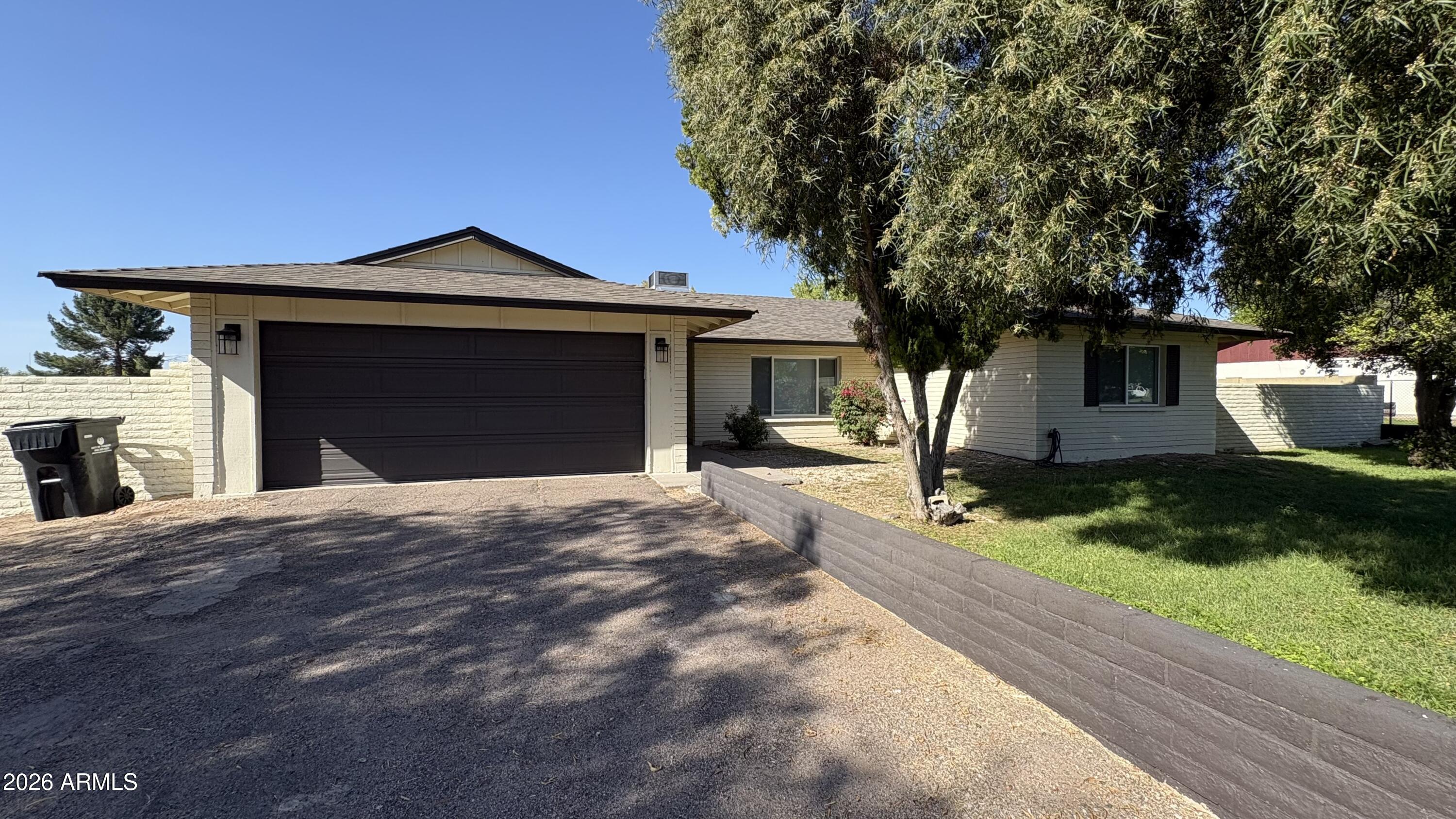 4422 West Greenway Road Glendale, AZ 85306 - Photo 2 of 46 IMG_1509