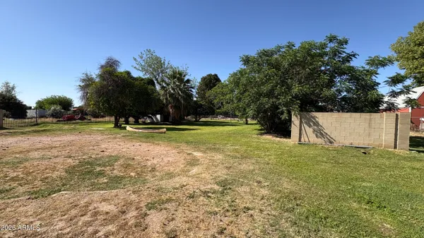 $4,999 | 4422 West Greenway Road, Glendale, AZ 85306