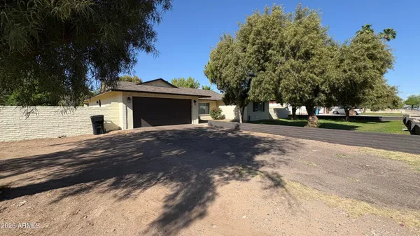 $4,999 | 4422 West Greenway Road, Glendale, AZ 85306