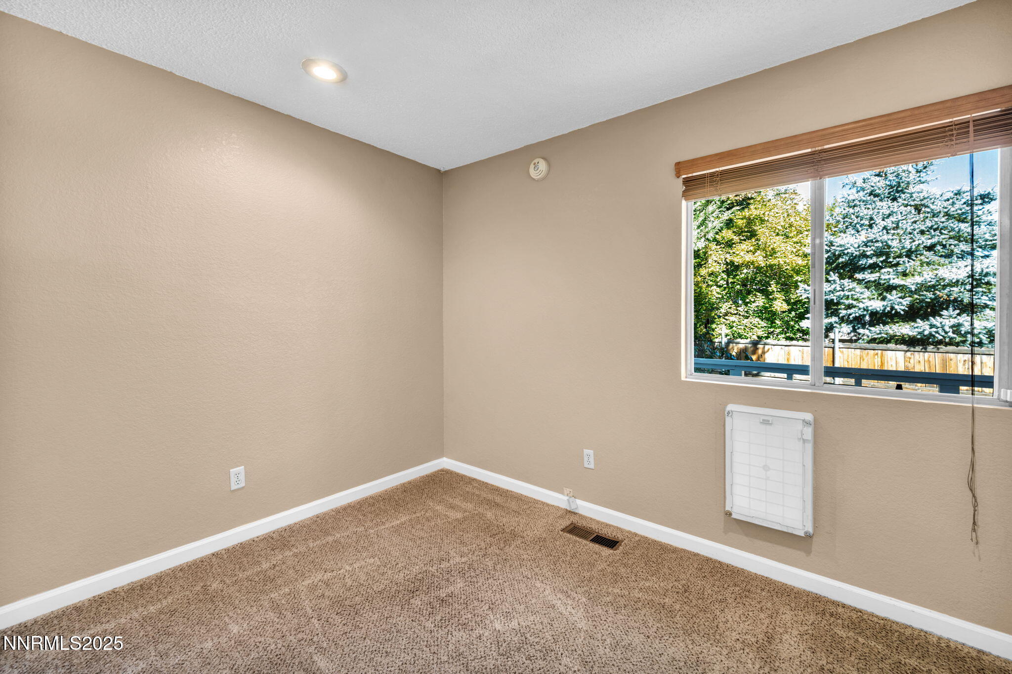 7385 Pembroke Drive Reno, NV 89502 - Photo 12 of 33 91-web-or-mls-7385-pembroke-dr
