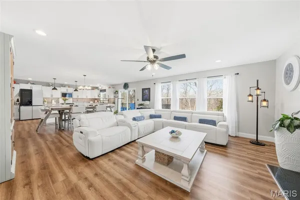 $628,500 | 4825 Sierra View Place, Imperial, MO 63052