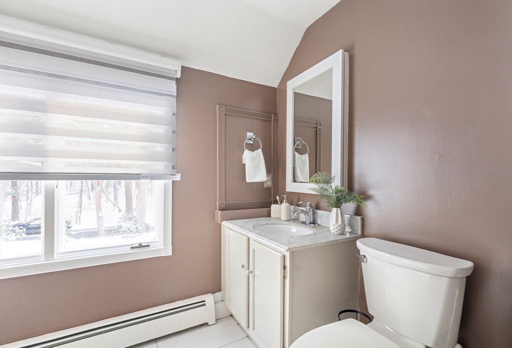 12 Campmeeting Road Topsfield, MA 01983 - Photo 20 of 38