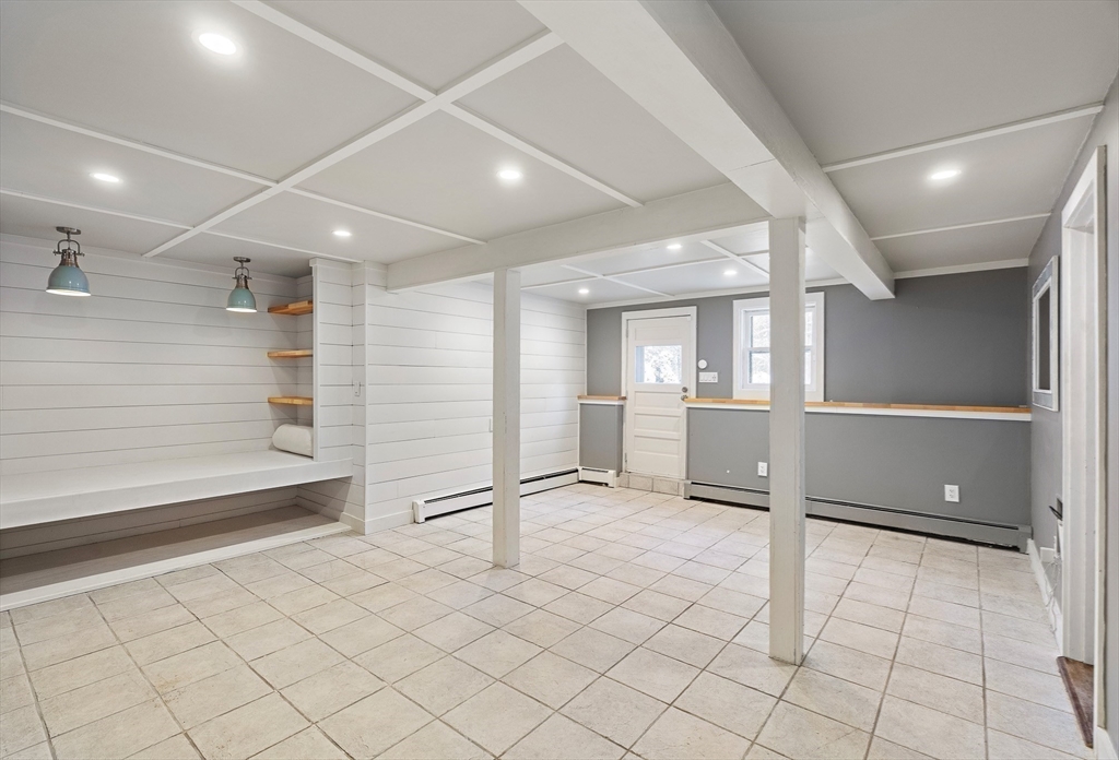 12 Campmeeting Road Topsfield, MA 01983 - Photo 24 of 38