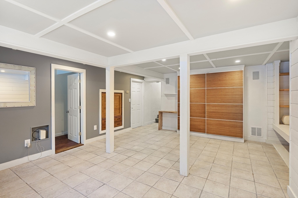 12 Campmeeting Road Topsfield, MA 01983 - Photo 25 of 38