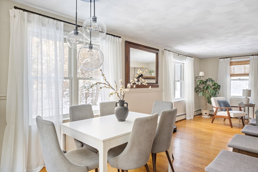 12 Campmeeting Road Topsfield, MA 01983 - Photo 9 of 38