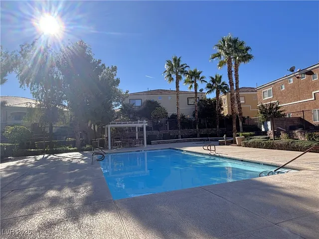 $1,750 | 9303 Gilcrease Avenue, Unit 1048, Las Vegas, NV 89149