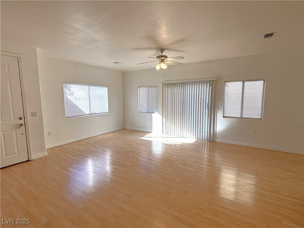 9303 Gilcrease Avenue, Unit 1048 Las Vegas, NV 89149 - Photo 4 of 30