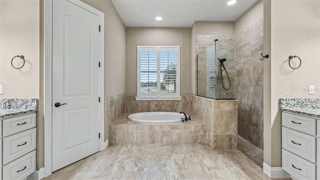 6589 Eagle View Loop Lakeland, FL 33813 - Photo 30 of 74 Gallery Image 30