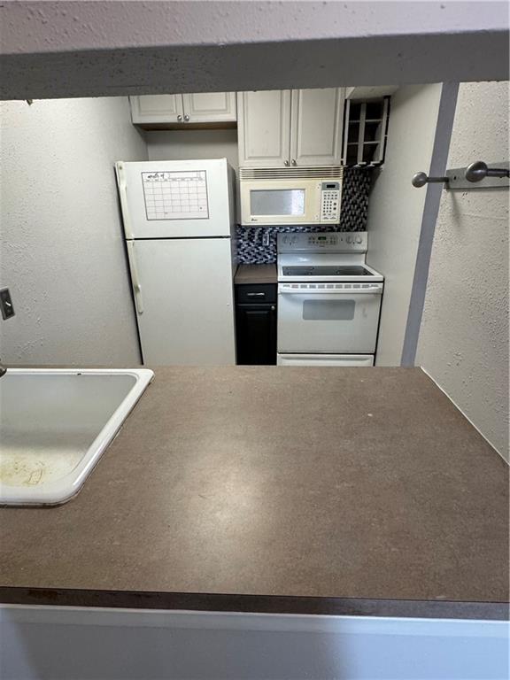 2513 Pasadena Avenue, Unit 202 Metairie, LA 70001 - Photo 2 of 10