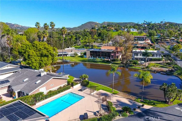 $1,325,000 | 2152 Ramona Lane, Vista, CA 92084