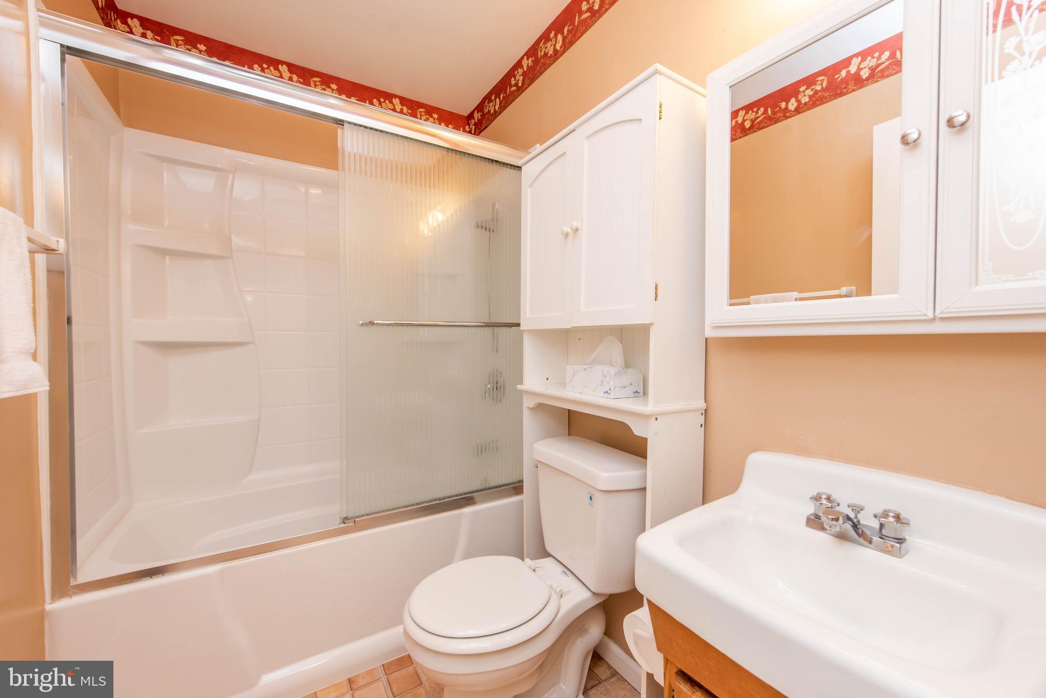 65 Ridge Road, Unit J Greenbelt, MD 20770 - Photo 26 of 36 Bathroom