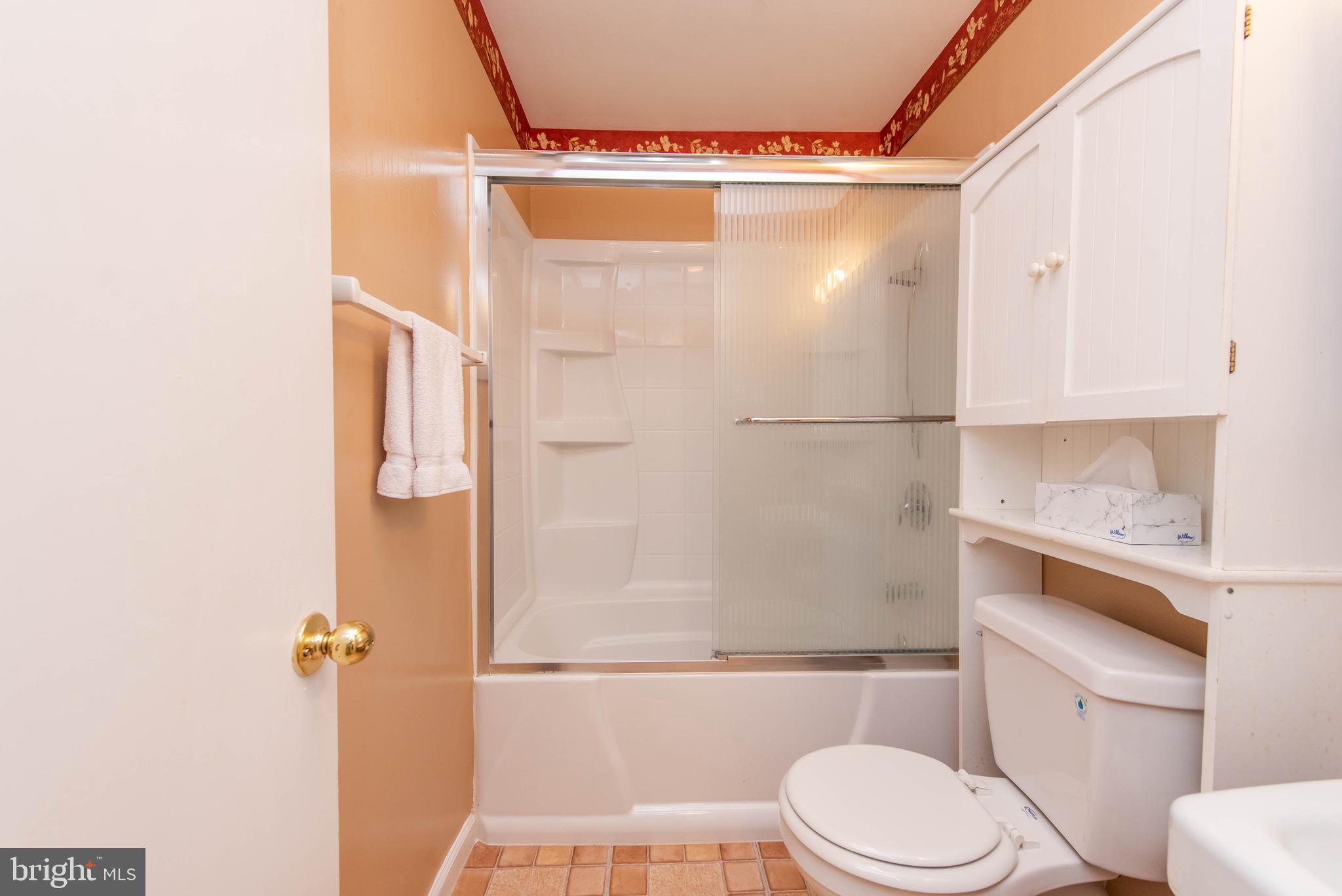 65 Ridge Road, Unit J Greenbelt, MD 20770 - Photo 27 of 36 Bathroom