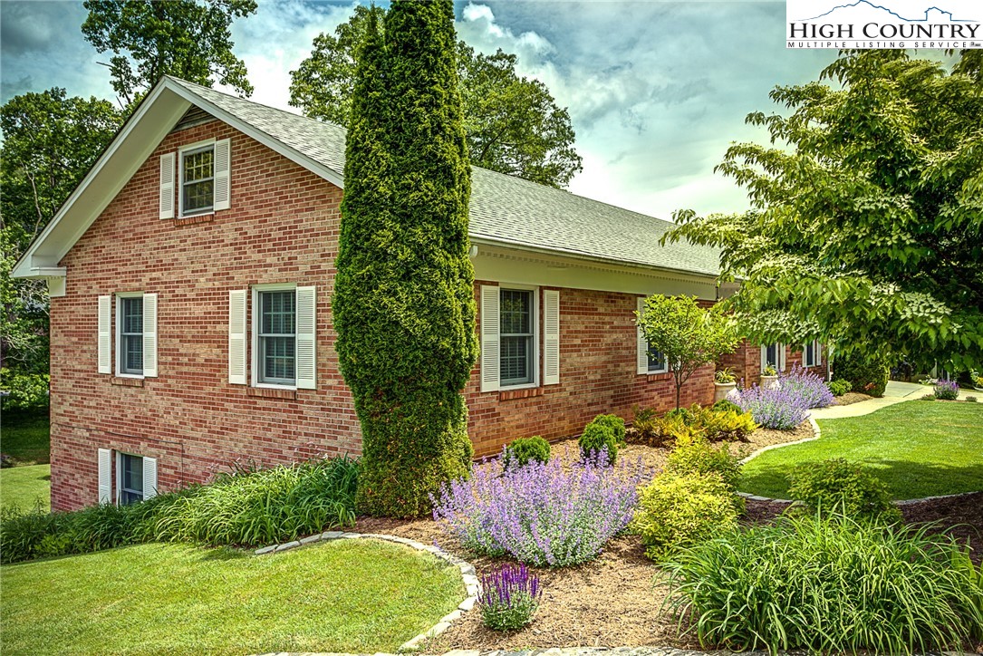 156 Watauga Drive Boone, NC 28607 - Photo 1 of 36 Gallery Image 1