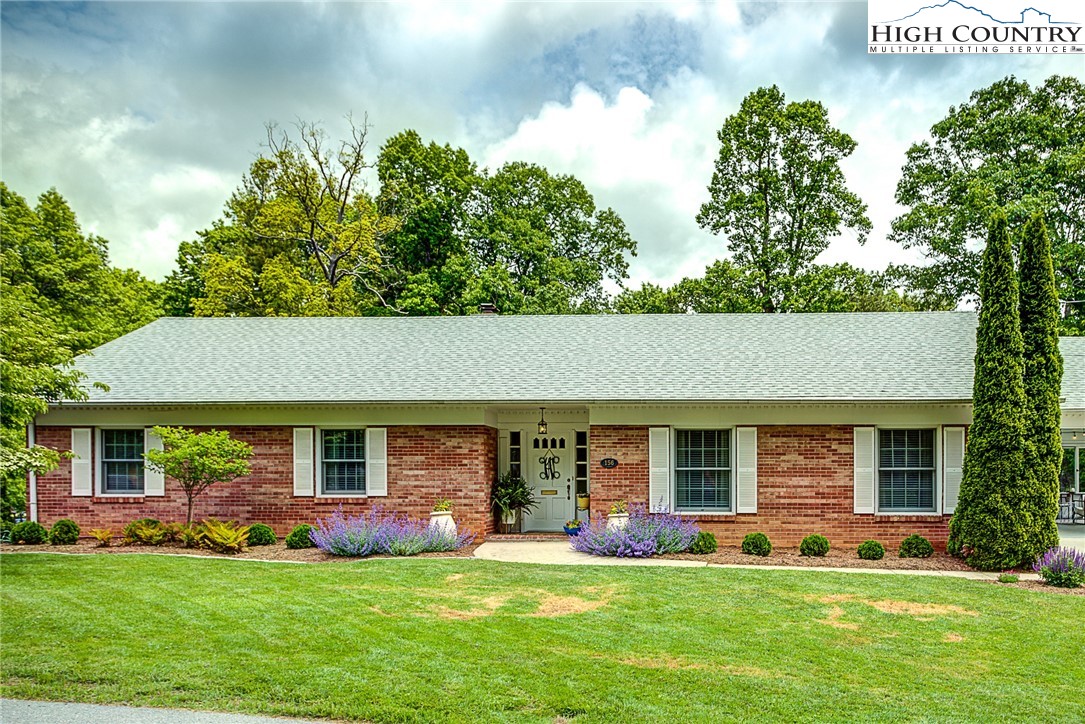 156 Watauga Drive Boone, NC 28607 - Photo 3 of 36 Gallery Image 3