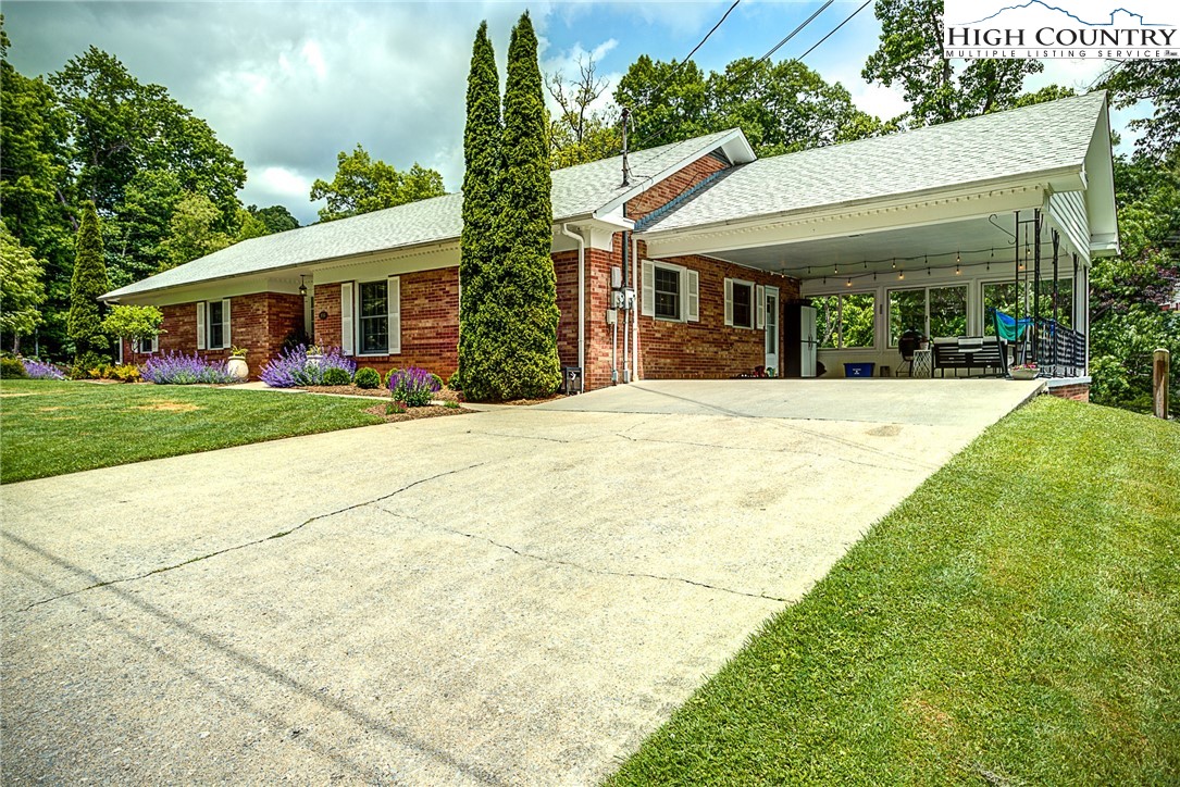 156 Watauga Drive Boone, NC 28607 - Photo 34 of 36 Gallery Image 34