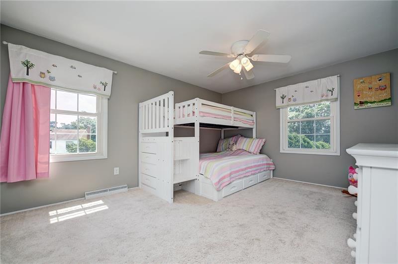 1310 Old Meadow Road Pittsburgh, PA 15241 - Photo 15 of 25 Gallery Image 15