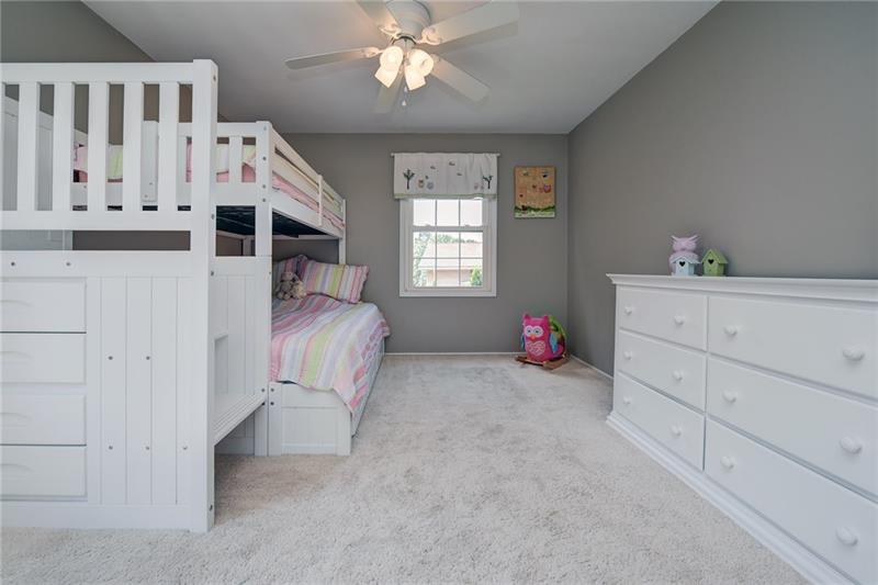 1310 Old Meadow Road Pittsburgh, PA 15241 - Photo 16 of 25 Gallery Image 16