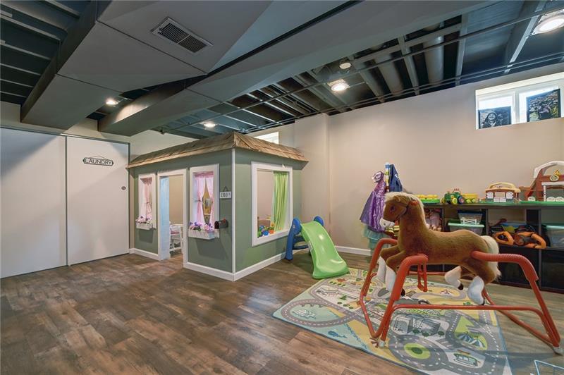 1310 Old Meadow Road Pittsburgh, PA 15241 - Photo 20 of 25 Gallery Image 20