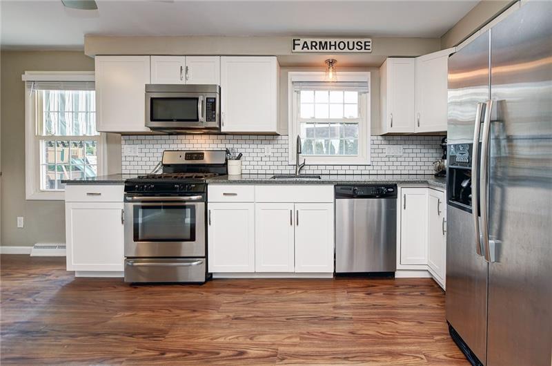 1310 Old Meadow Road Pittsburgh, PA 15241 - Photo 4 of 25 Gallery Image 4