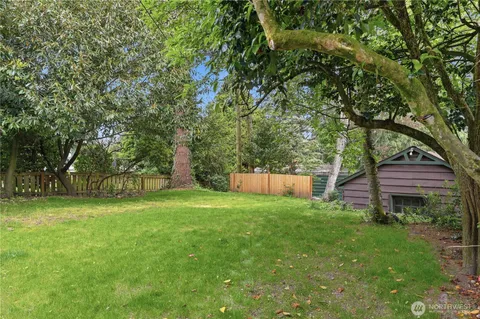 $1,198,000 | 7550 21st Avenue Northeast, Seattle, WA 98115