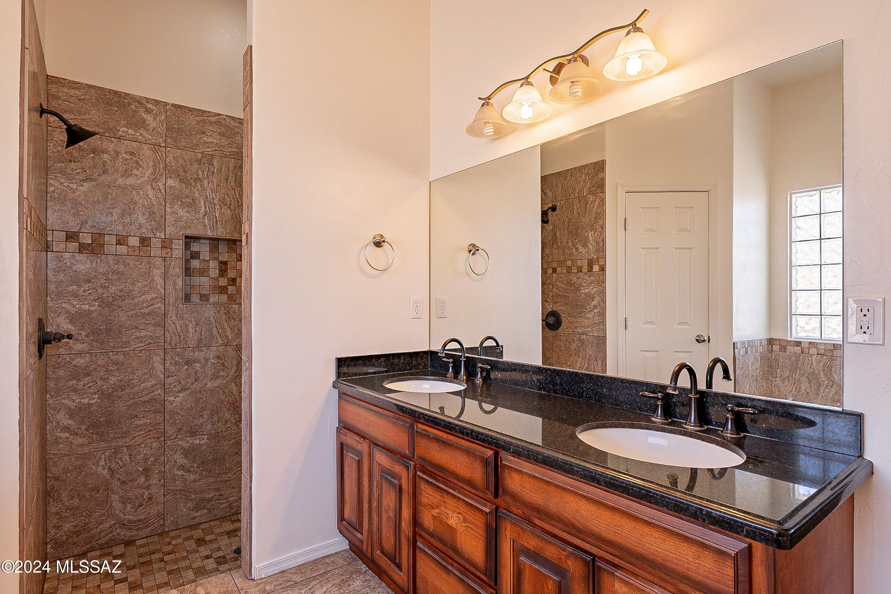 280 Via Mantaraya Rio Rico, AZ 85648 - Photo 28 of 50