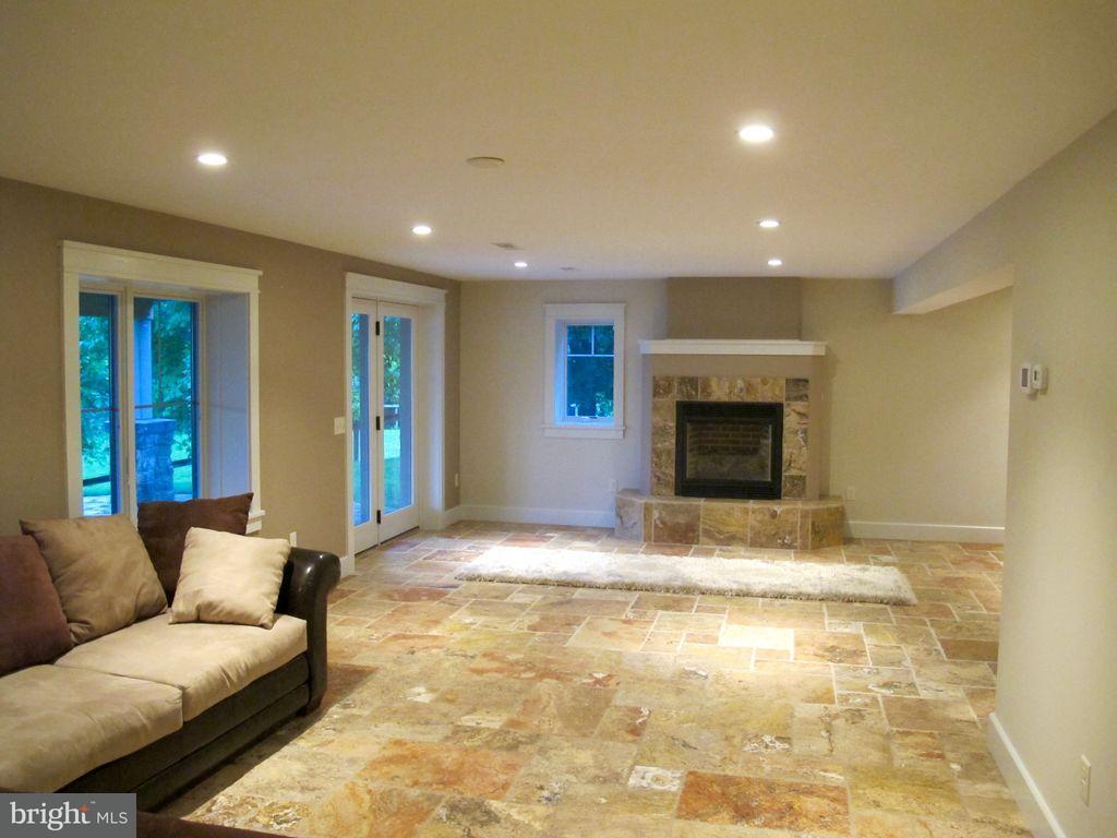 339 Fairview Road Manheim, PA 17545 - Photo 8 of 18