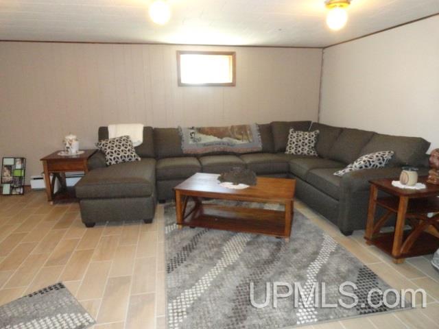 401 Maple Street Bergland, MI 49947 - Photo 9 of 30