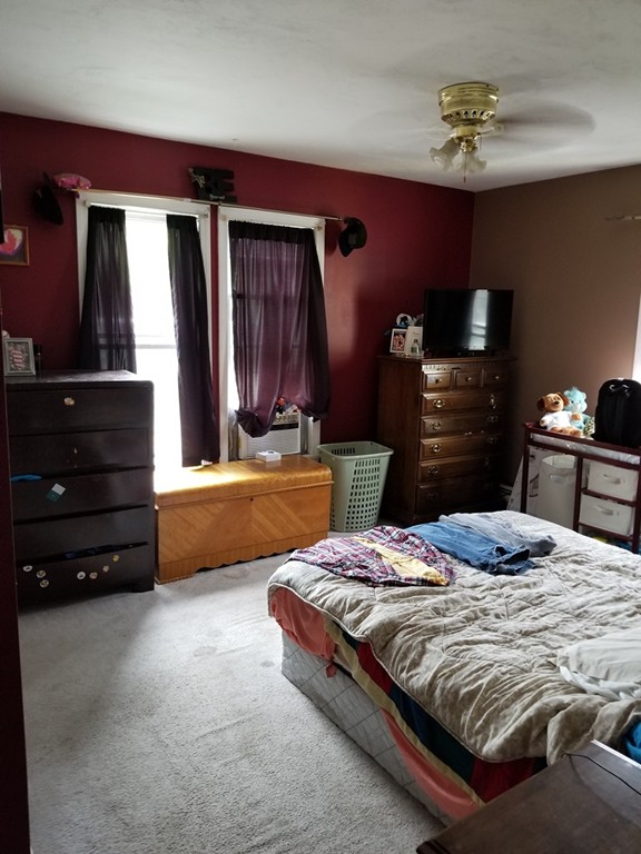376 High Street Clinton, MA 01510 - Photo 8 of 11 Gallery Image 8