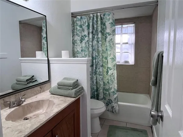 $1,700 | 1516 South Boundary Street, DeLand, FL 32720