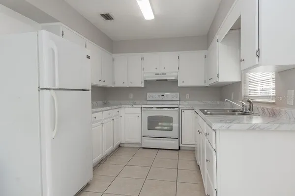$1,700 | 1516 South Boundary Street, DeLand, FL 32720