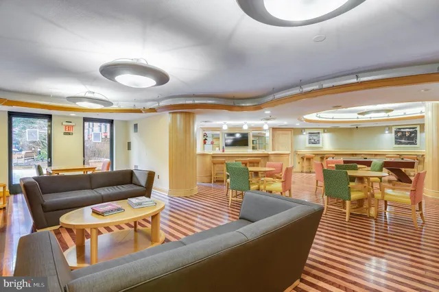 $4,200 | 631 D Street Northwest, Unit 845, Washington, DC 20004