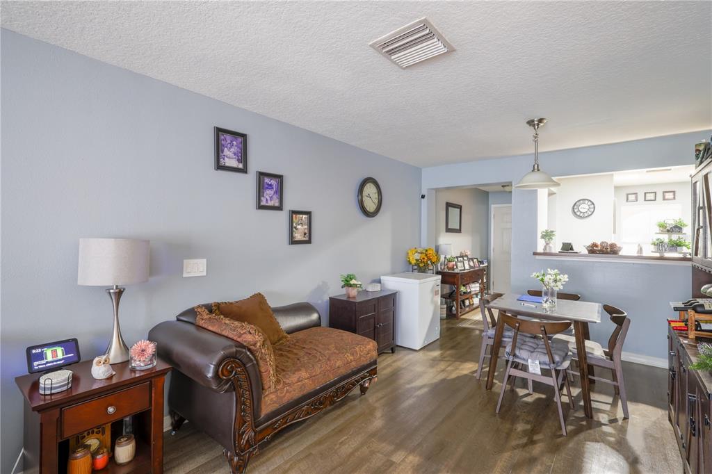 6925 Marble Fawn Place Riverview, FL 33578 - Photo 13 of 21 a living room with furniture