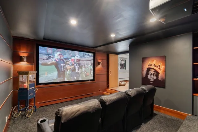 a bed room with a bed