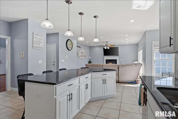 $545,900 | 2505 Centennial Drive, Springfield, IL 62711