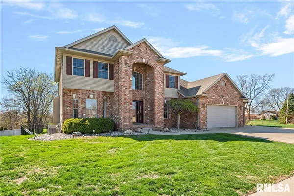 $545,900 | 2505 Centennial Drive, Springfield, IL 62711