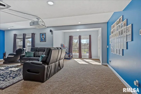 $545,900 | 2505 Centennial Drive, Springfield, IL 62711