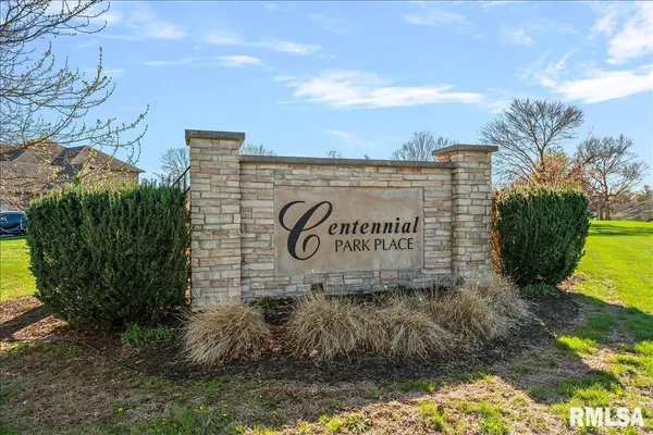 $545,900 | 2505 Centennial Drive, Springfield, IL 62711