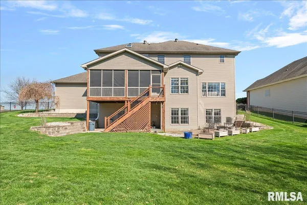 $545,900 | 2505 Centennial Drive, Springfield, IL 62711