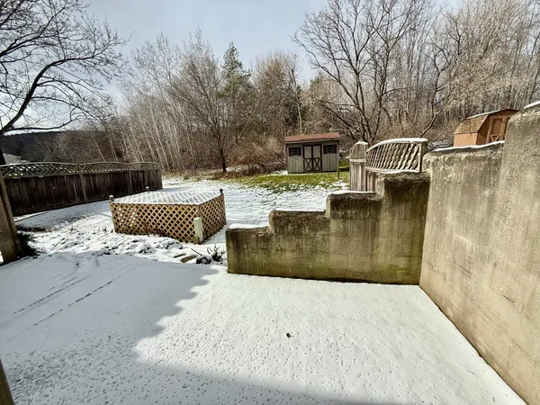 $180,000 | 511 Glendale Drive, Endicott, NY 13760