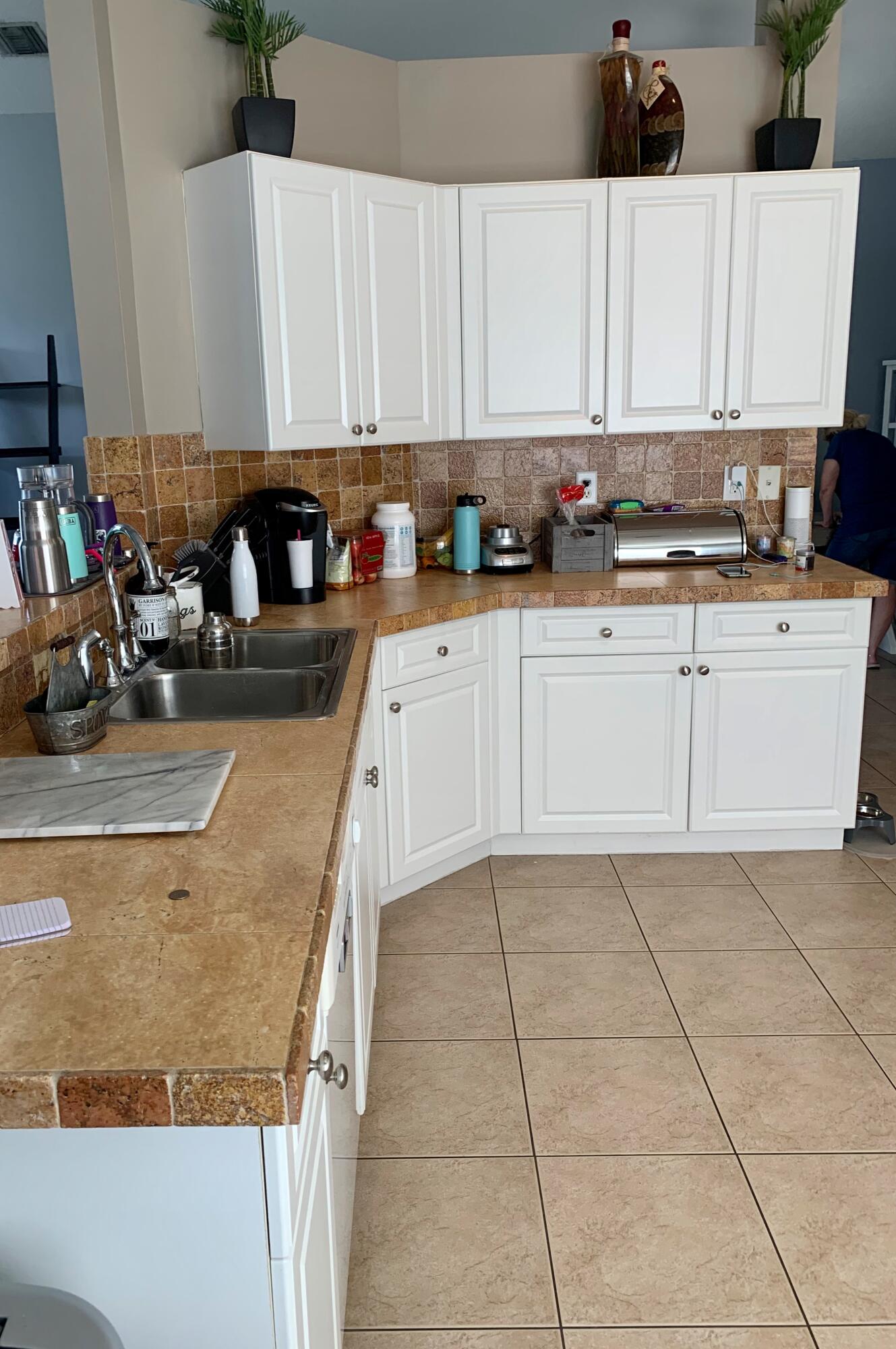2442 Southwest Century Way Stuart, FL 34997 - Photo 6 of 10 IMG_7555