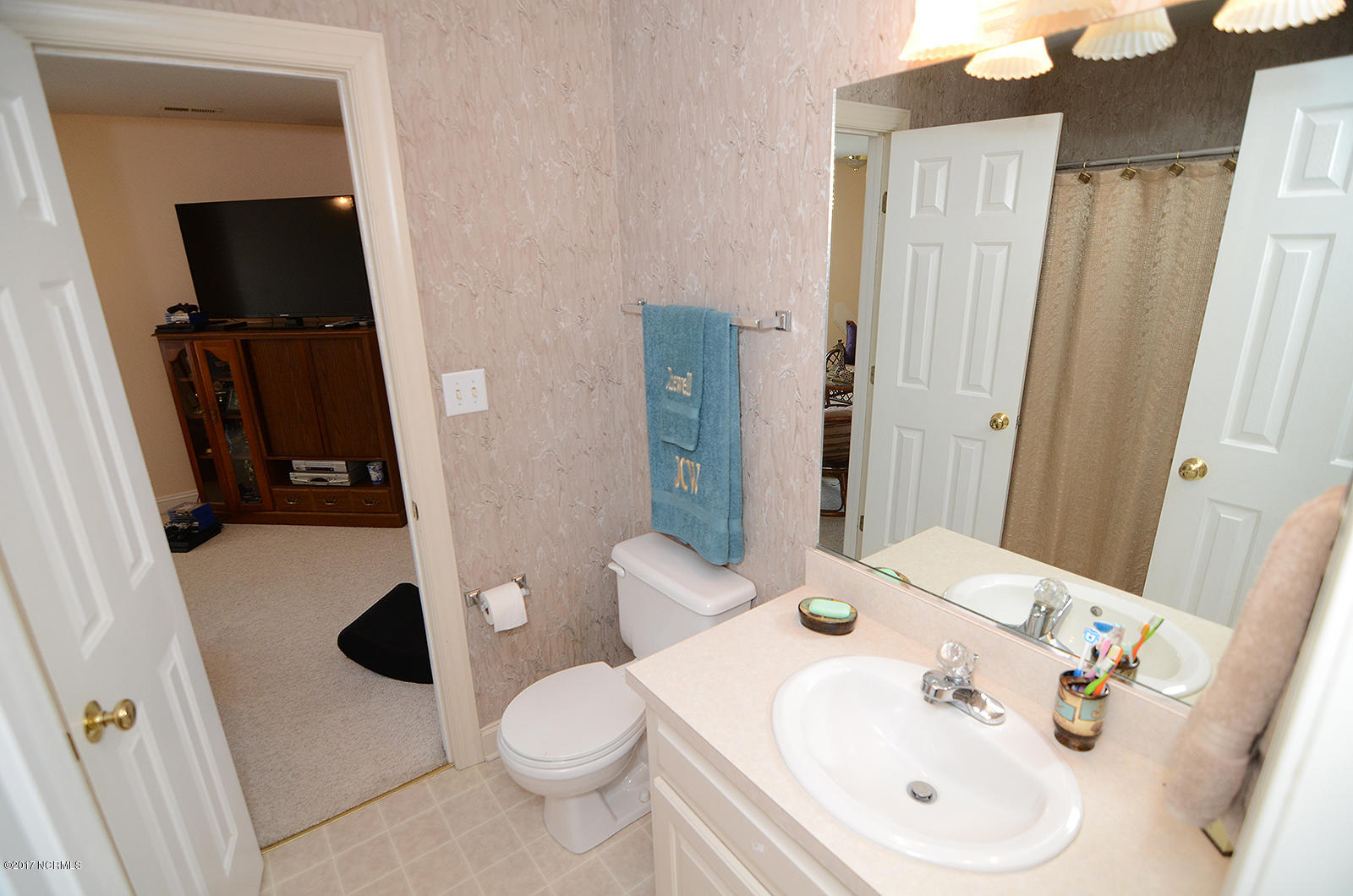 4519 Saddle Run Road North Wilson, NC 27896 - Photo 20 of 26 Full Bath Up
