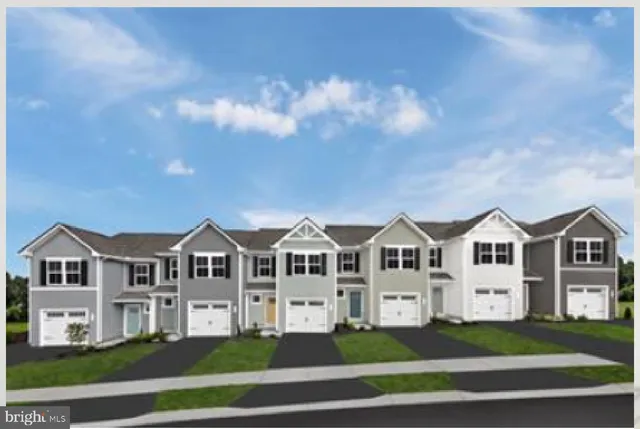 $299,990 | 29 Debra Lane, Unit 61B, Carlisle, PA 17013