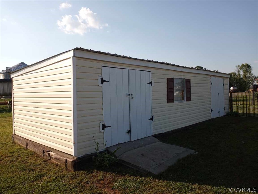 22345 Cabin Point Road Disputanta, VA 23842 - Photo 5 of 15 Gallery Image 5